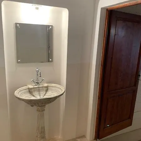 Casale Eleonora *